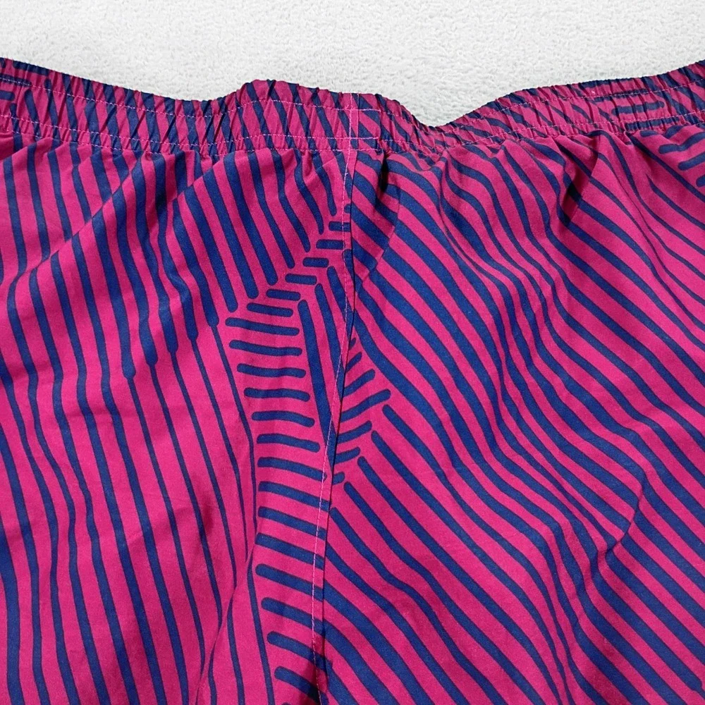 Under Armour Women Fly-By Pink Blue Striped Medium HeatGear Running Shorts